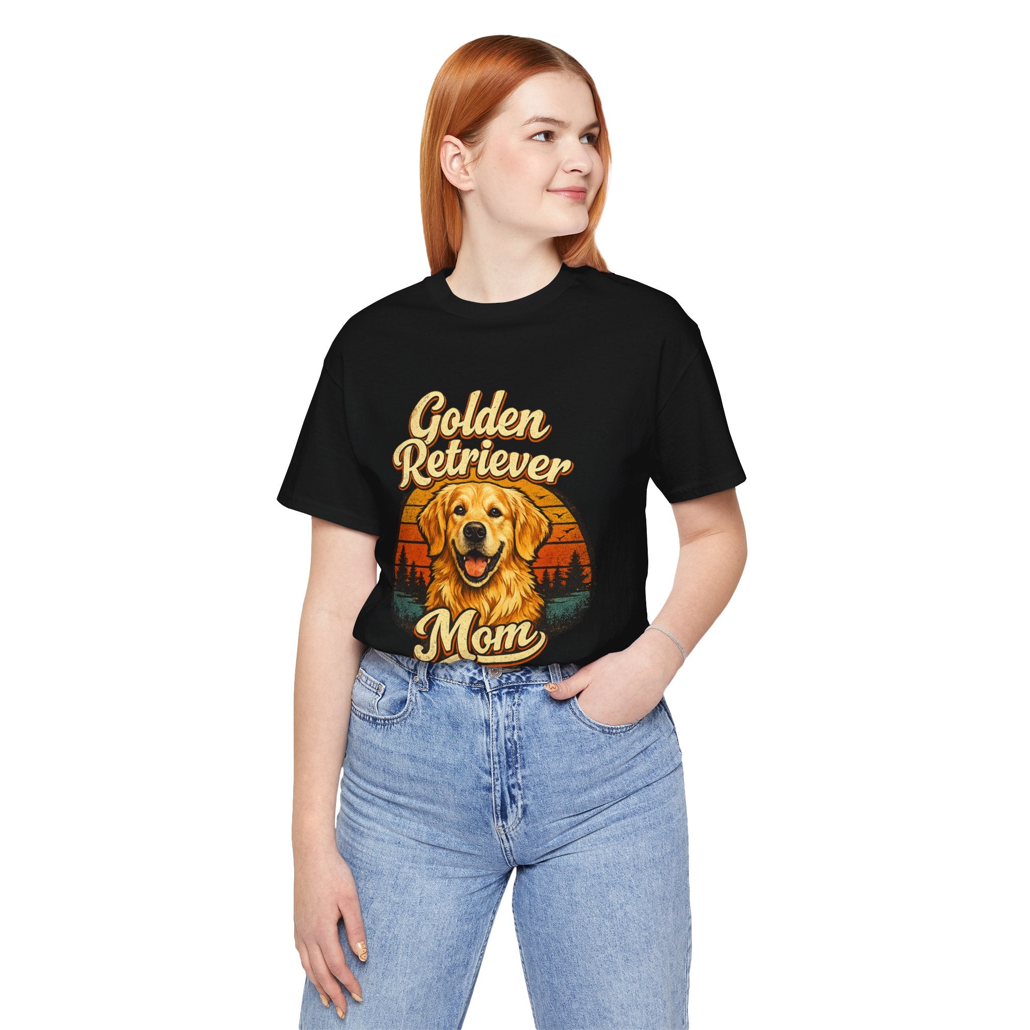 Golden Retriever Mom T-Shirt — Retro Dog Mom Tee
