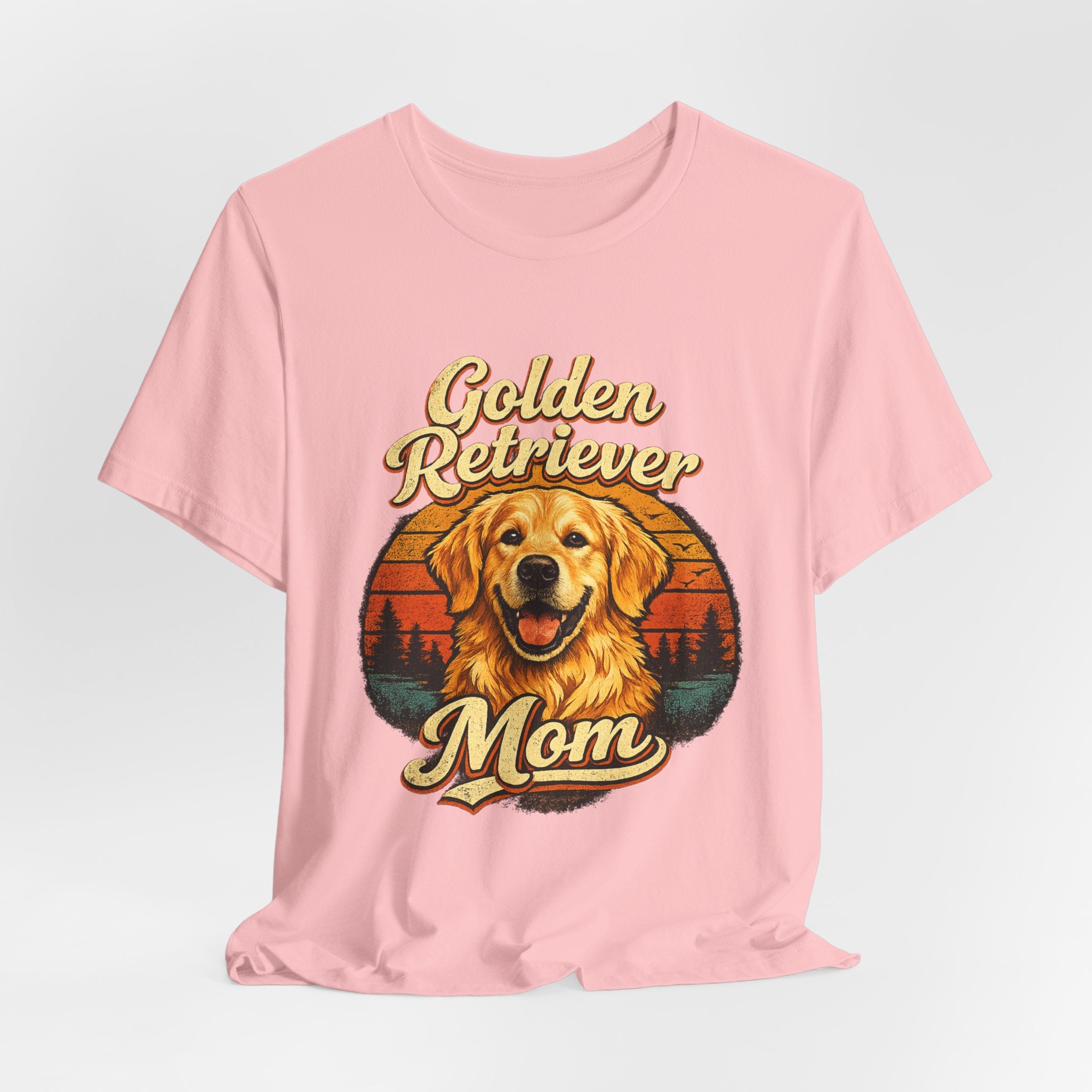 Golden Retriever Mom T-Shirt — Retro Dog Mom Tee