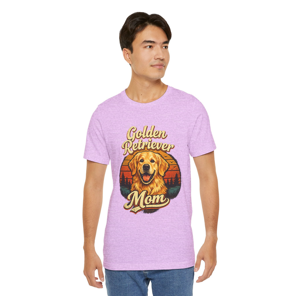 Golden Retriever Mom T-Shirt — Retro Dog Mom Tee
