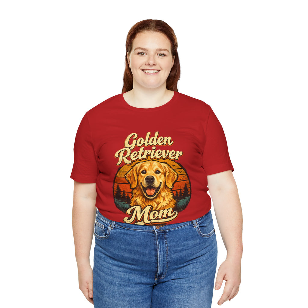 Golden Retriever Mom T-Shirt — Retro Dog Mom Tee