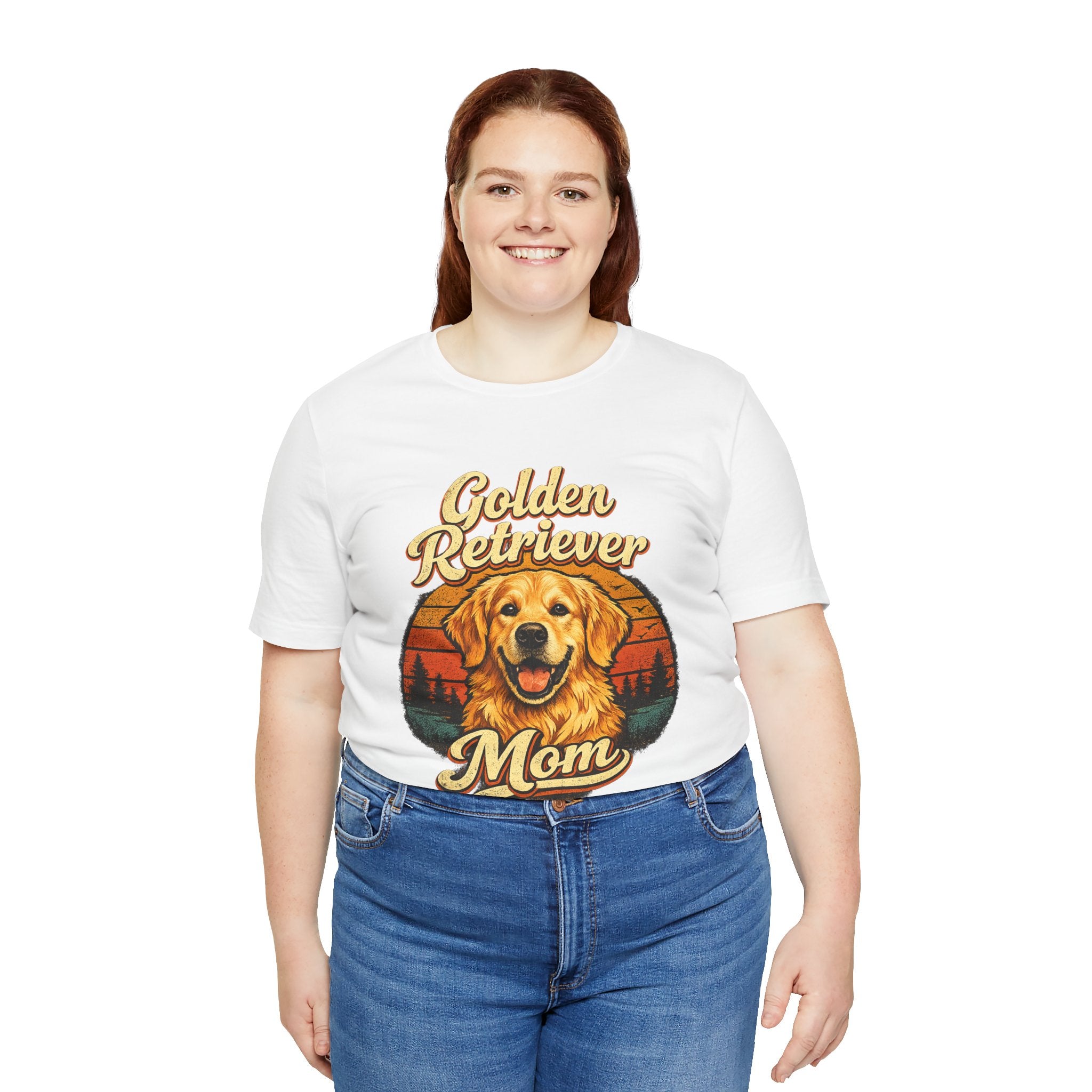 Golden Retriever Mom T-Shirt — Retro Dog Mom Tee