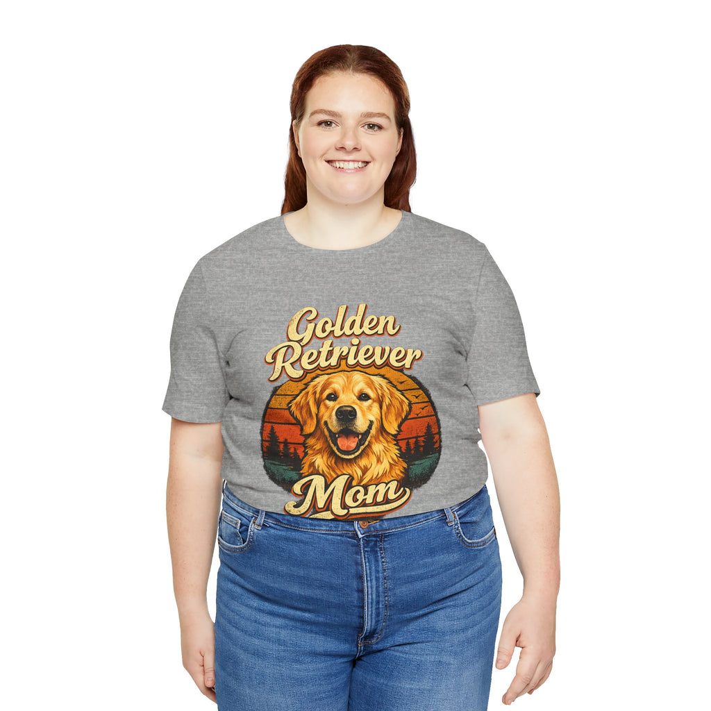 Golden Retriever Mom T-Shirt — Retro Dog Mom Tee