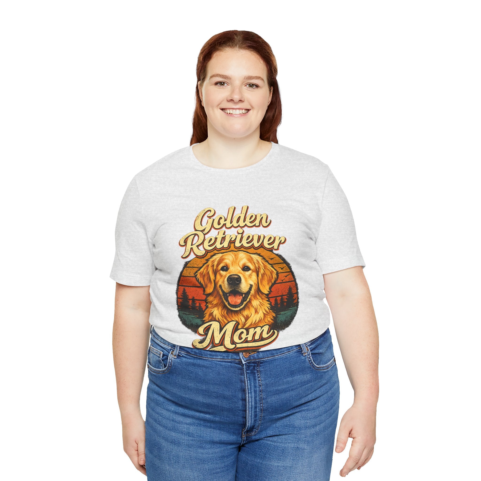 Golden Retriever Mom T-Shirt — Retro Dog Mom Tee
