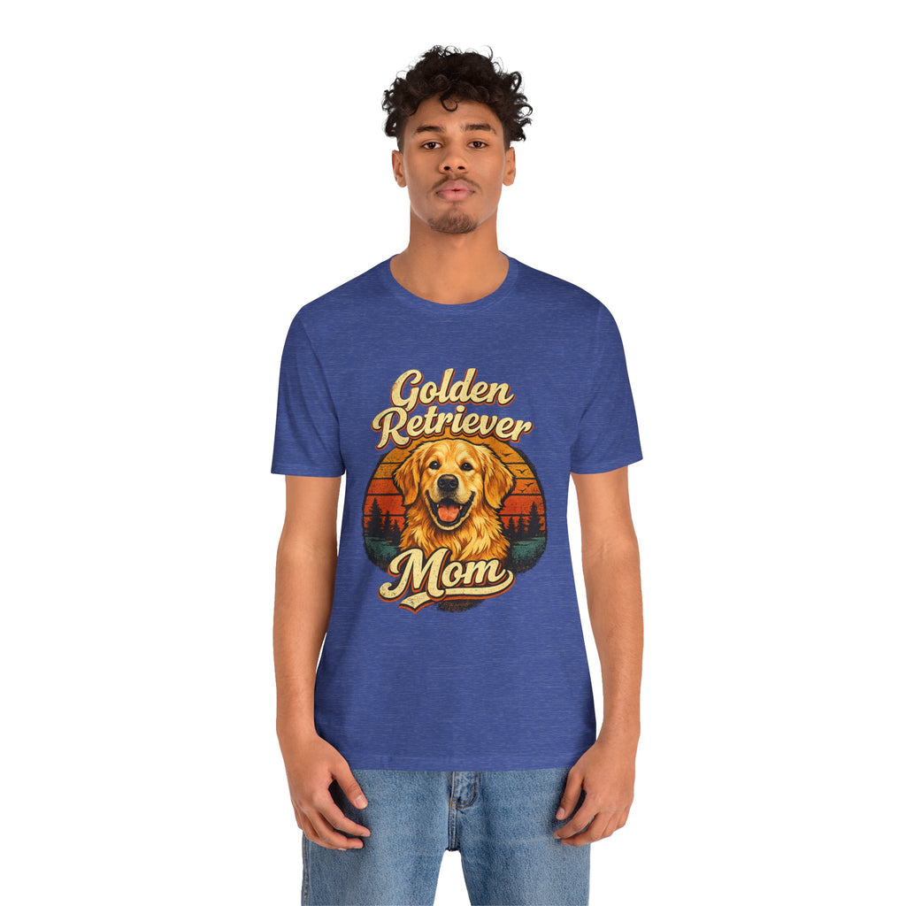 Golden Retriever Mom T-Shirt — Retro Dog Mom Tee