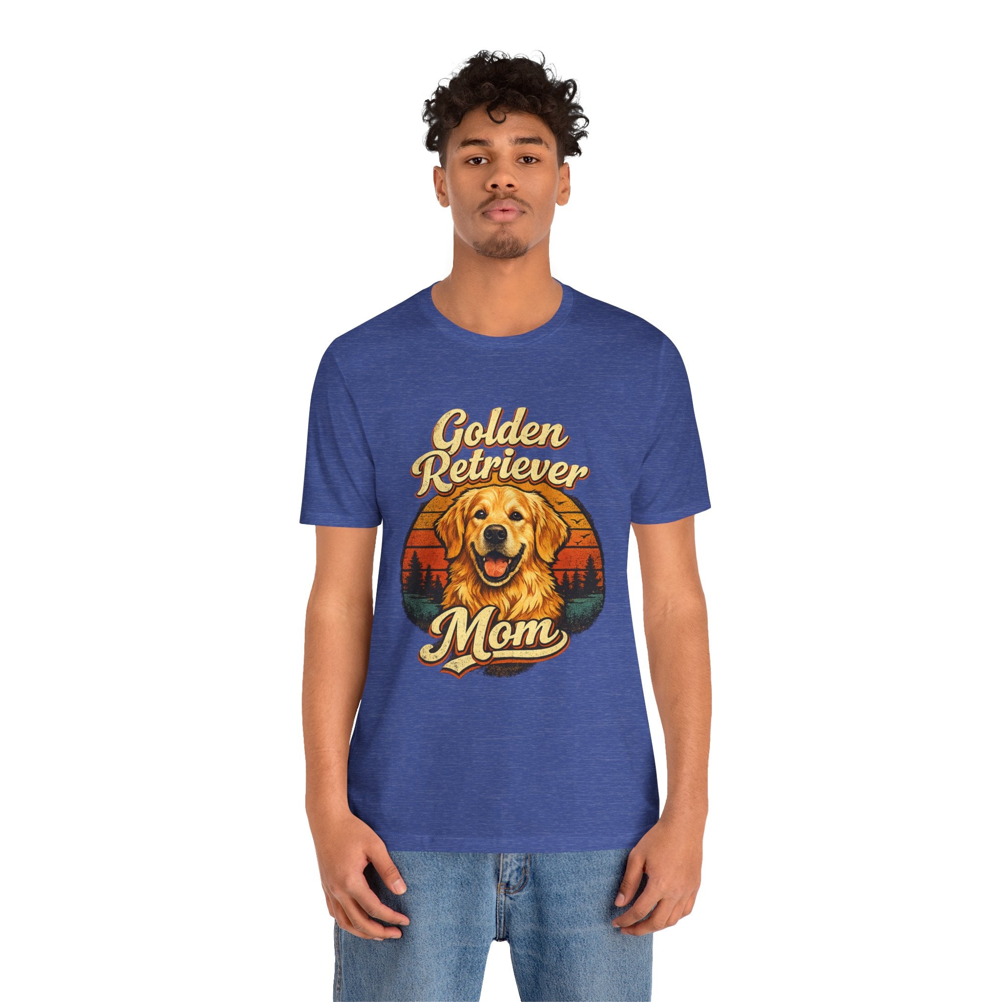 Golden Retriever Mom T-Shirt — Retro Dog Mom Tee