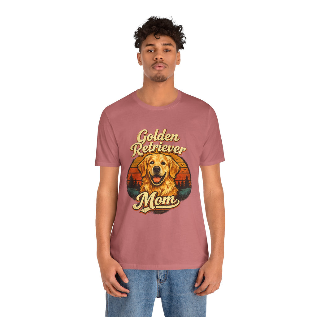 Golden Retriever Mom T-Shirt — Retro Dog Mom Tee