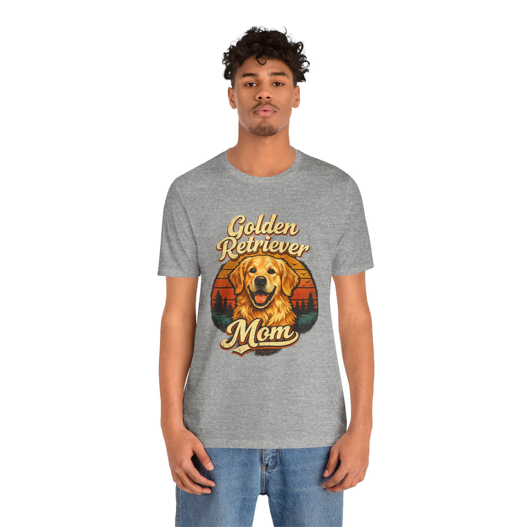 Golden Retriever Mom T-Shirt — Retro Dog Mom Tee