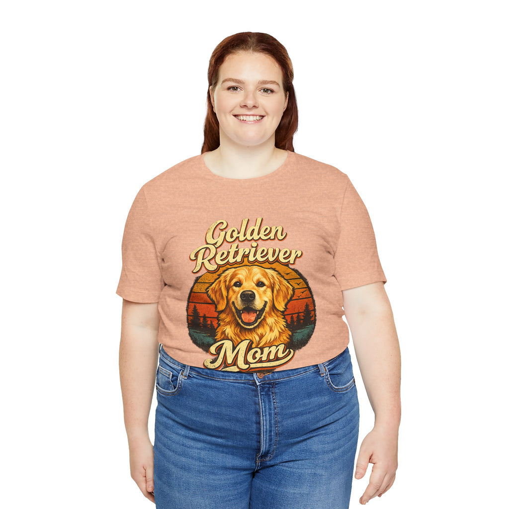 Golden Retriever Mom T-Shirt — Retro Dog Mom Tee