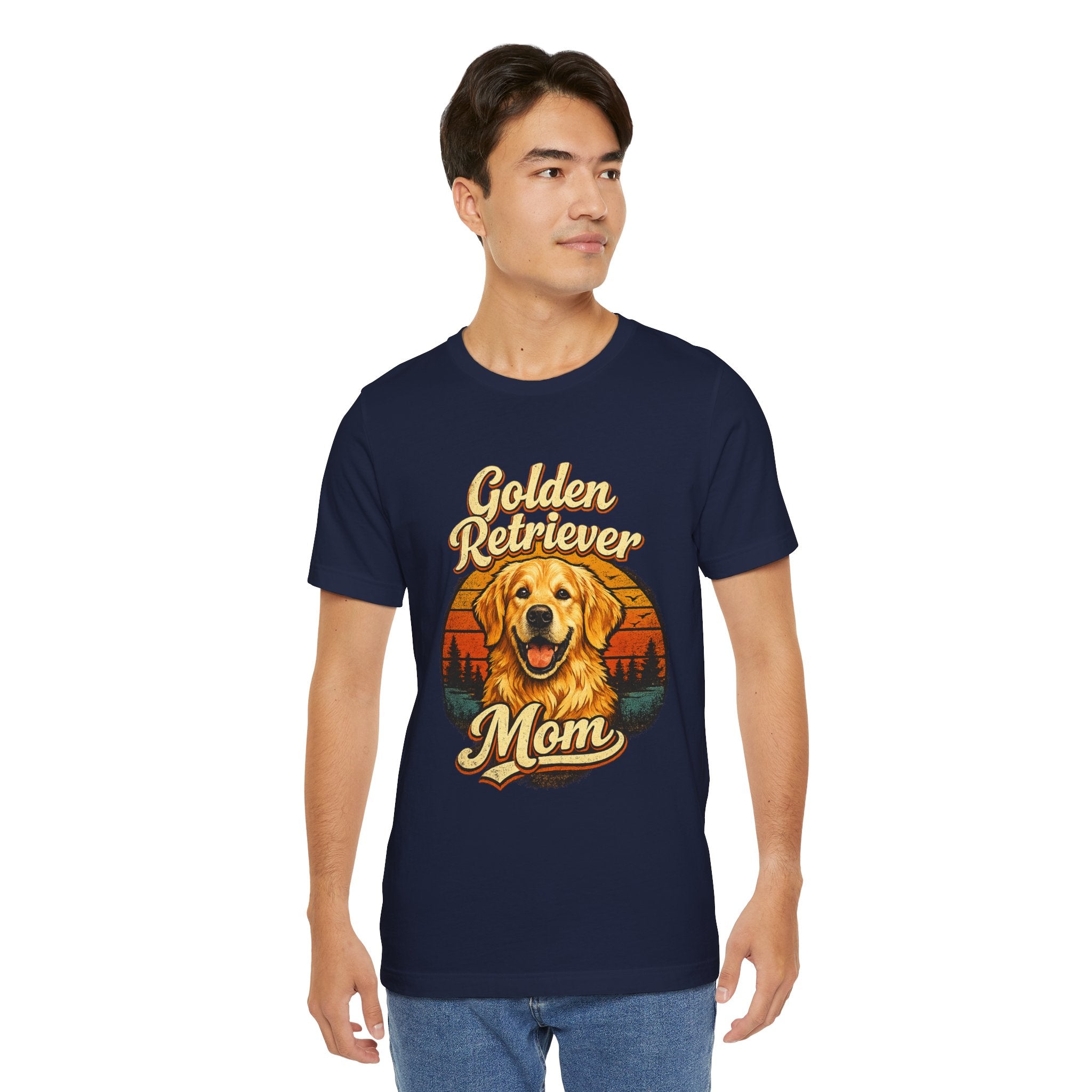 Golden Retriever Mom T-Shirt — Retro Dog Mom Tee