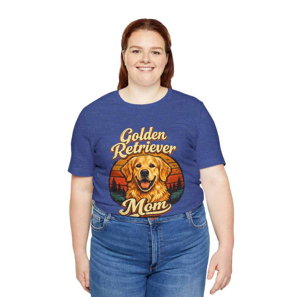 Golden Retriever Mom T-Shirt — Retro Dog Mom Tee