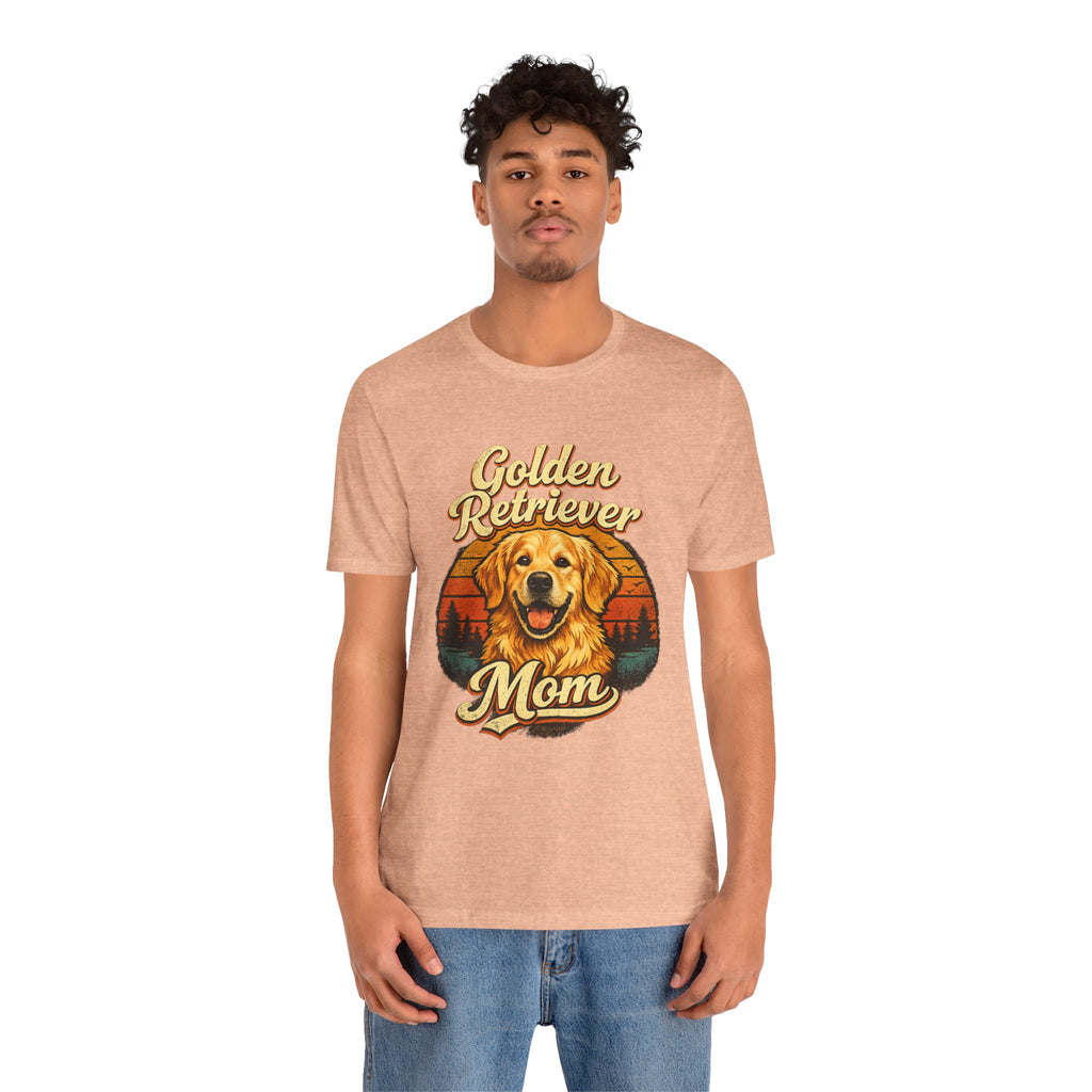 Golden Retriever Mom T-Shirt — Retro Dog Mom Tee