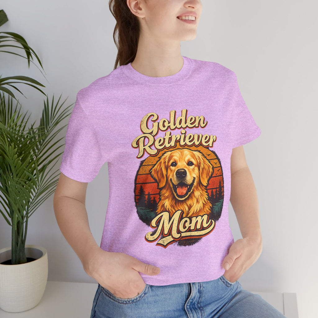 Golden Retriever Mom T-Shirt — Retro Dog Mom Tee