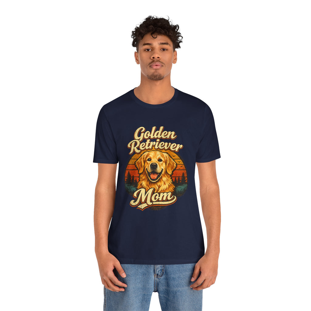 Golden Retriever Mom T-Shirt — Retro Dog Mom Tee