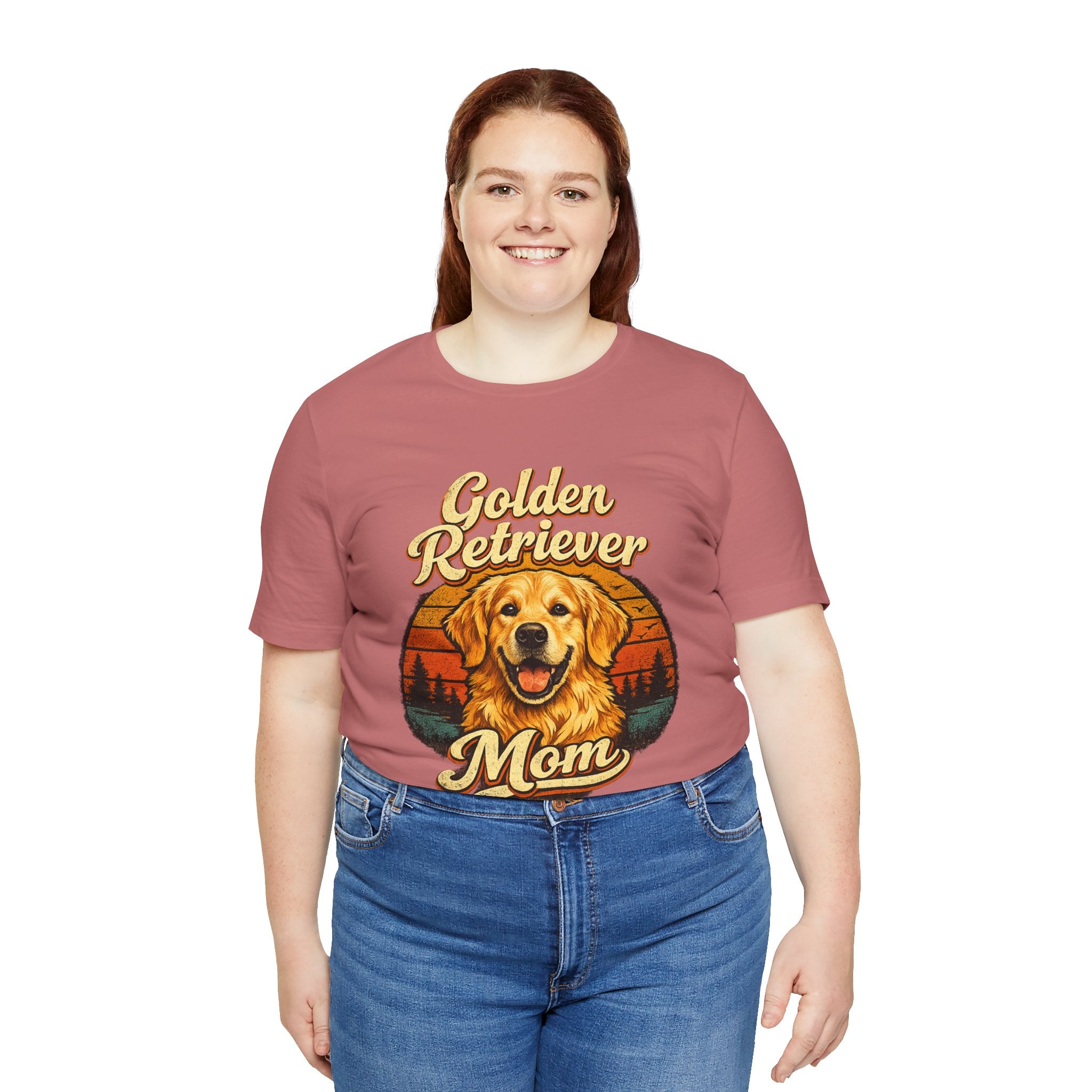 Golden Retriever Mom T-Shirt — Retro Dog Mom Tee