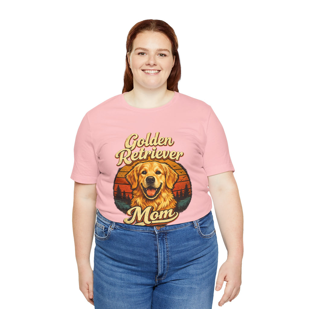 Golden Retriever Mom T-Shirt — Retro Dog Mom Tee